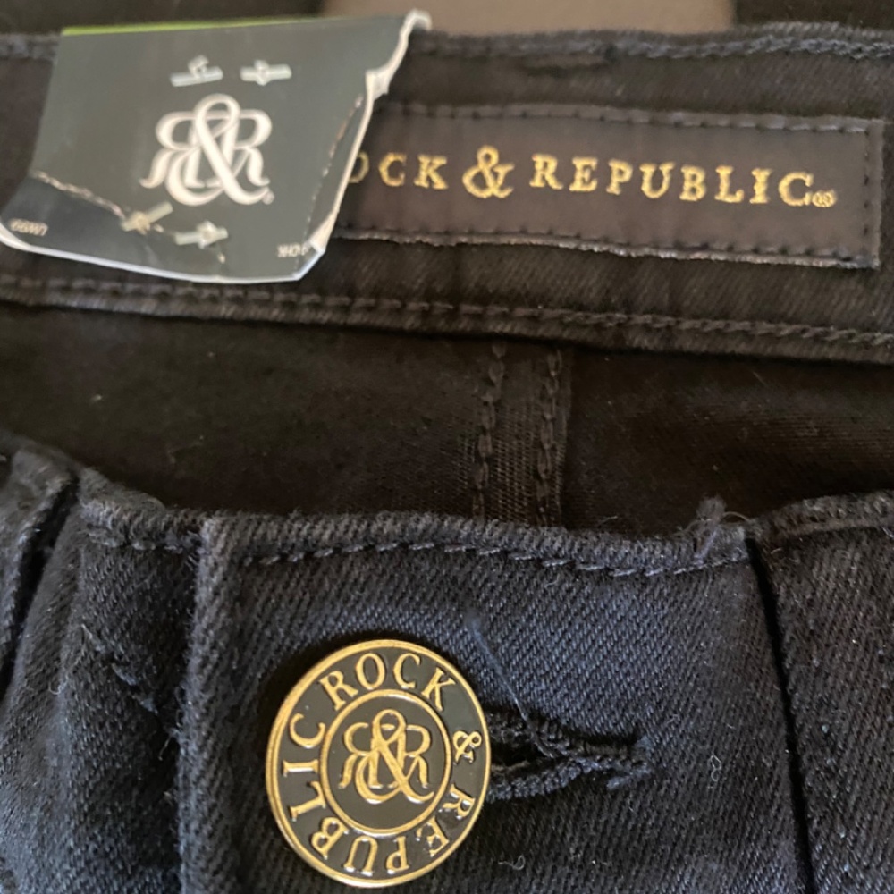 ROCK & REPUBLIC BLACK JEANS - Picture 5 of 7